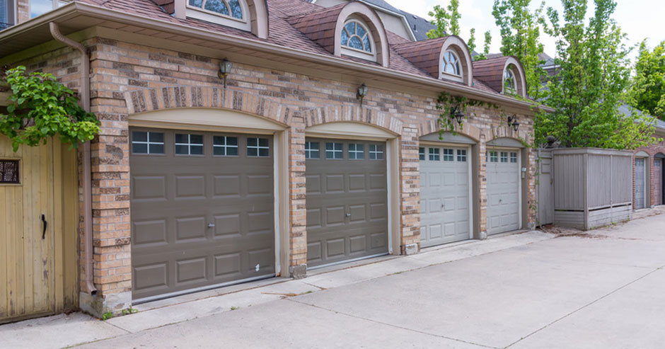 Broken garage door repair New Bedford